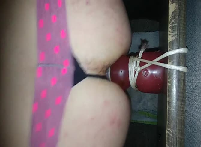 Video :Big dildo fucking a whore's butthole while wearing her undies